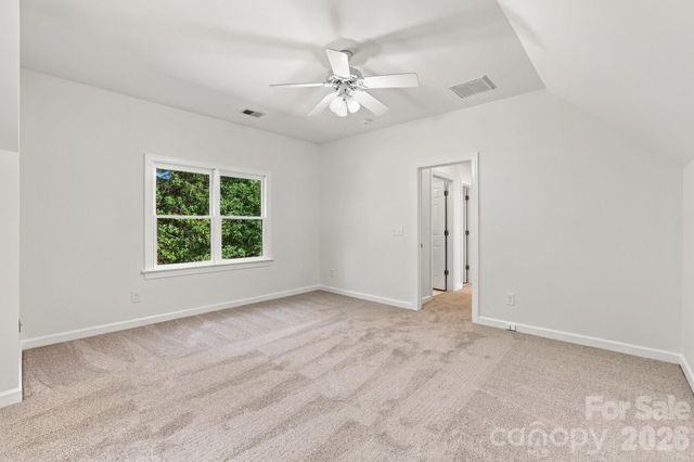 410 Whitefriars Lane, Matthews, NC 28105
