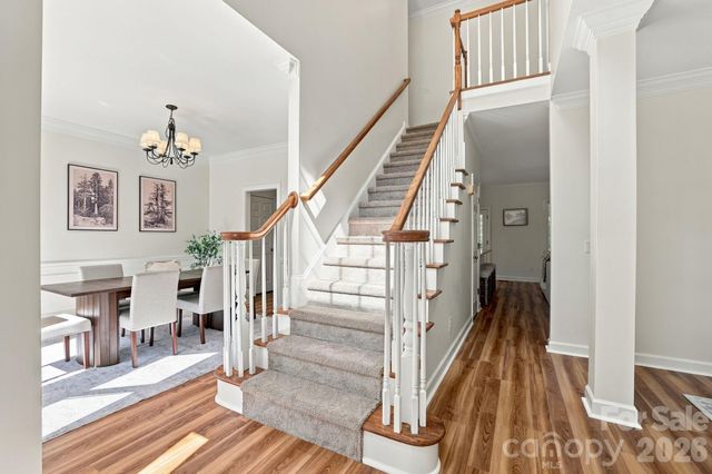 410 Whitefriars Lane, Matthews, NC 28105