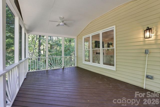 410 Whitefriars Lane, Matthews, NC 28105
