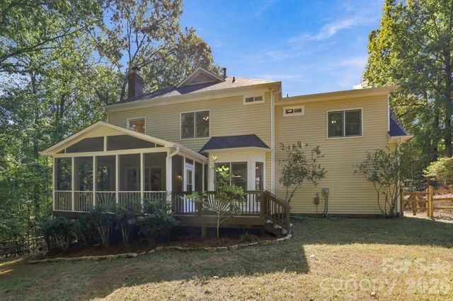 410 Whitefriars Lane, Matthews, NC 28105