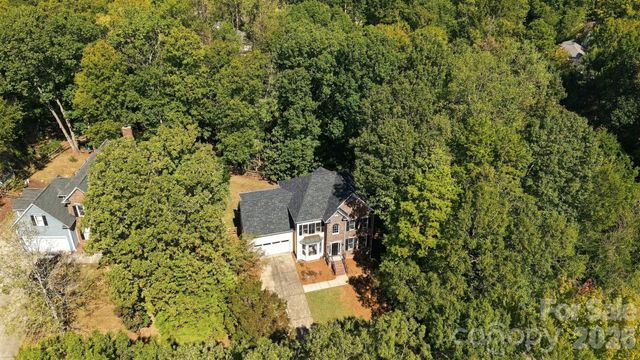 410 Whitefriars Lane, Matthews, NC 28105