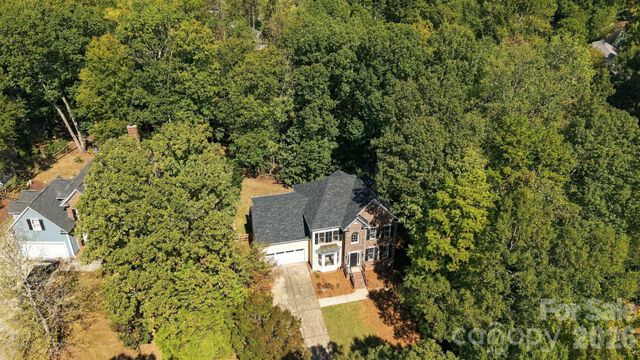 410 Whitefriars Lane, Matthews, NC 28105