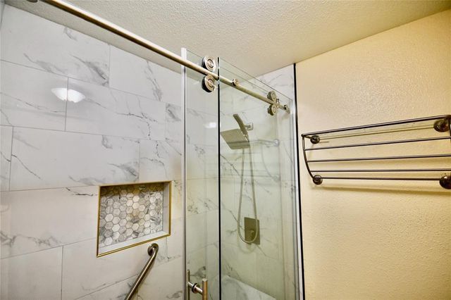 1818 Augusta Drive 4, Houston, TX 77057