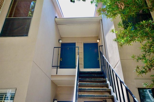 1818 Augusta Drive 4, Houston, TX 77057