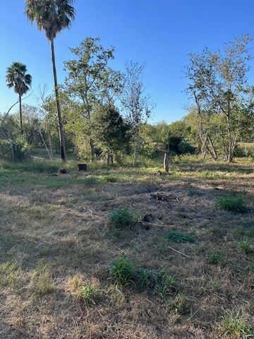 9651 County Road 505, Mathis, TX 78368