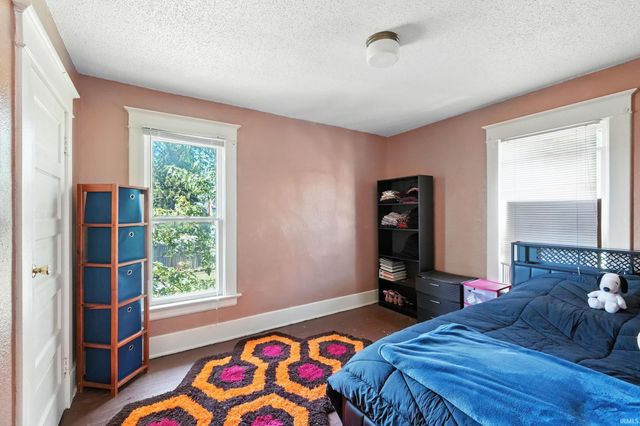 1814 College Street, Fort Wayne, IN 46802