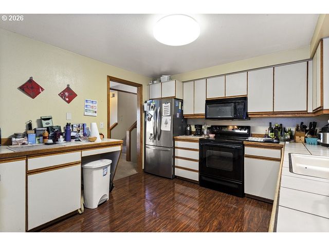 2805 Sw BRIXTON Ave, Gresham, OR 97080
