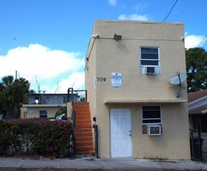 709 6TH Street 3, West Palm Beach, FL 33401