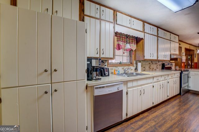 810 Sage Lane NW, Conyers, GA 30012