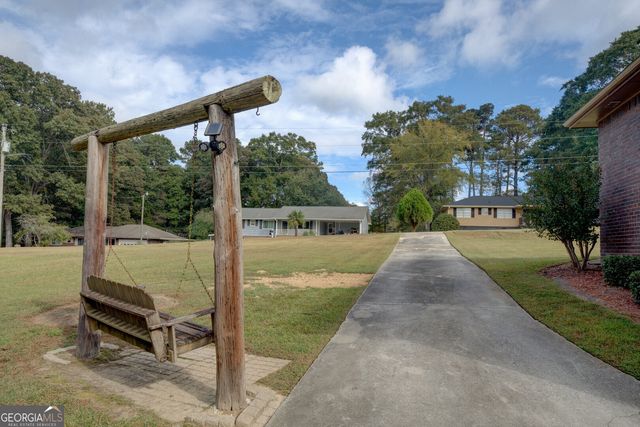 810 Sage Lane NW, Conyers, GA 30012