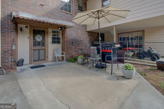 810 Sage Lane NW, Conyers, GA 30012