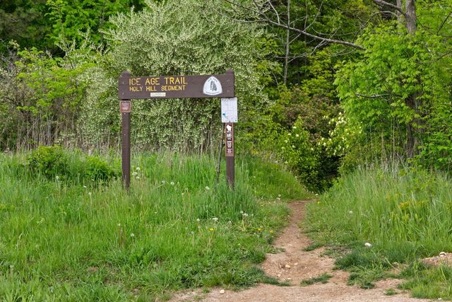 5365 State Highway 167, Hartford, WI 53027