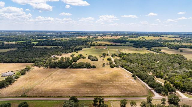 2210 Hermis Road, Schulenburg, TX 78956