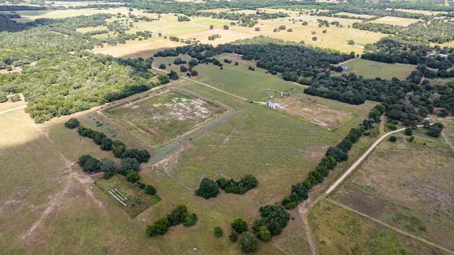 2210 Hermis Road, Schulenburg, TX 78956