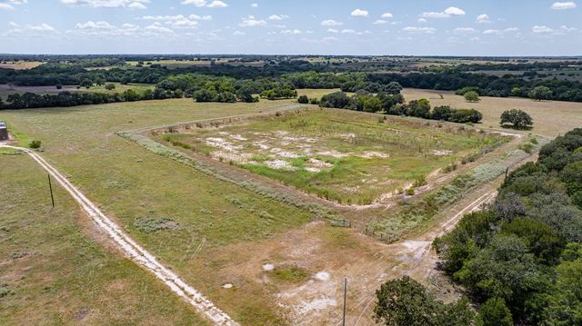 2210 Hermis Road, Schulenburg, TX 78956