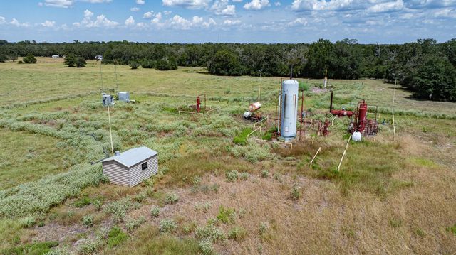 2210 Hermis Road, Schulenburg, TX 78956