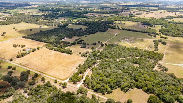 2210 Hermis Road, Schulenburg, TX 78956