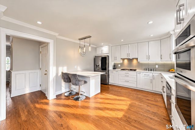 54 Saint Charles Avenue, Stamford, CT 06907