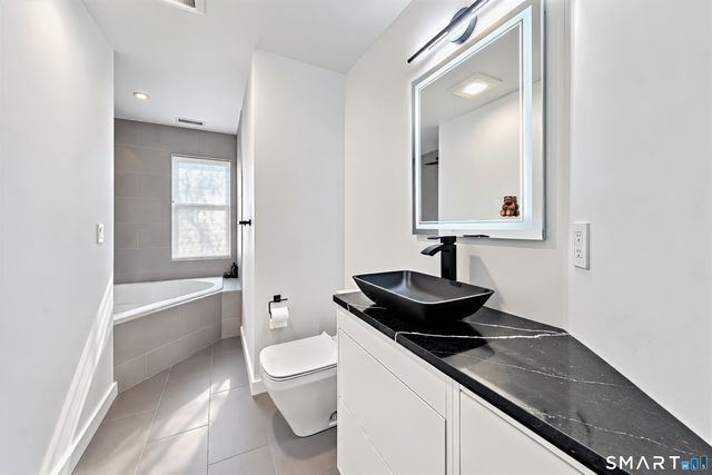 54 Saint Charles Avenue, Stamford, CT 06907