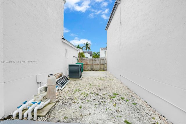 11837 SW 273rd Ln, Homestead, FL 33032