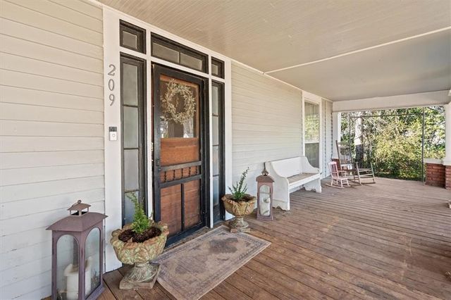 209 N Cave Spring Street, Cedartown, GA 30125