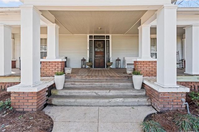 209 N Cave Spring Street, Cedartown, GA 30125