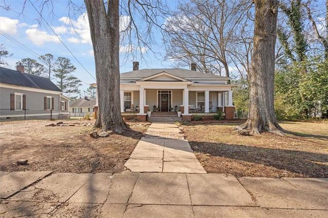 209 N Cave Spring Street, Cedartown, GA 30125