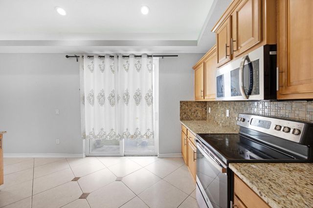 7549 Thornlee Drive, Lake Worth, FL 33467