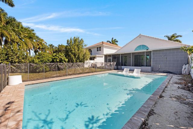 7549 Thornlee Drive, Lake Worth, FL 33467