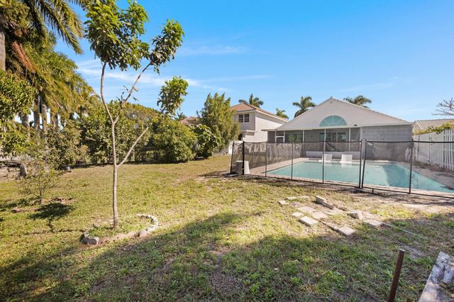 7549 Thornlee Drive, Lake Worth, FL 33467