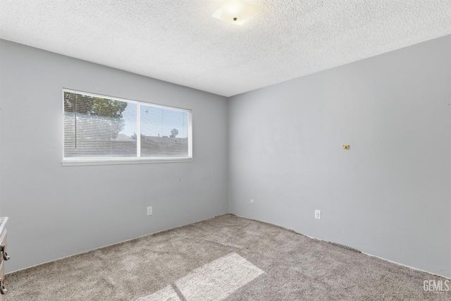 4304 Axminster Street, Bakersfield, CA 93307