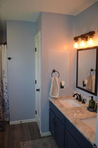4660 E Cardinal Drive, Syracuse, IN 46567