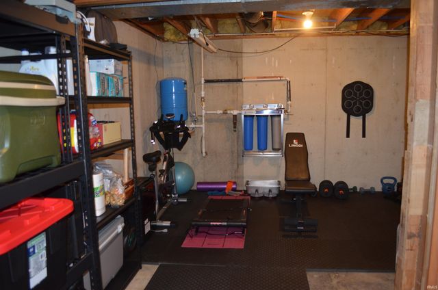 4660 E Cardinal Drive, Syracuse, IN 46567