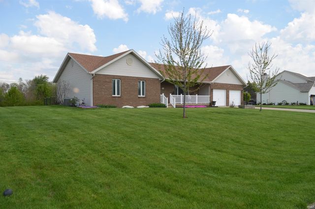 4660 E Cardinal Drive, Syracuse, IN 46567