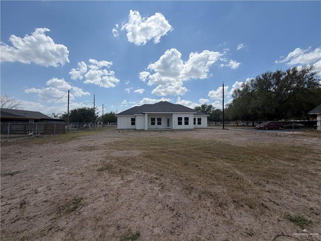 12 E North Road, Weslaco, TX 78596