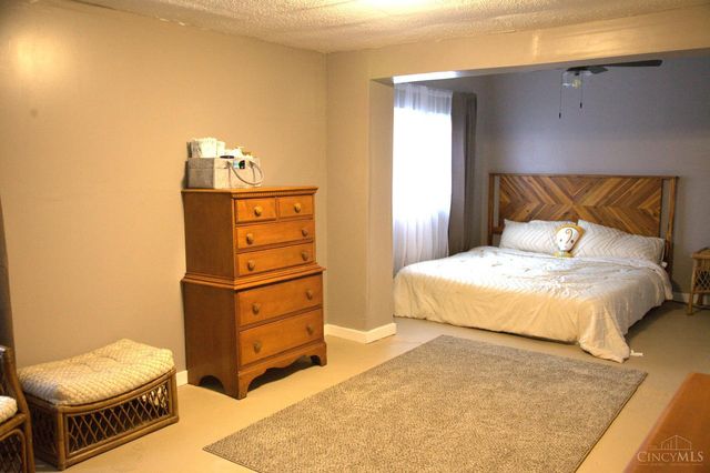 5845 Manchester Road, Franklin Twp, OH 45005