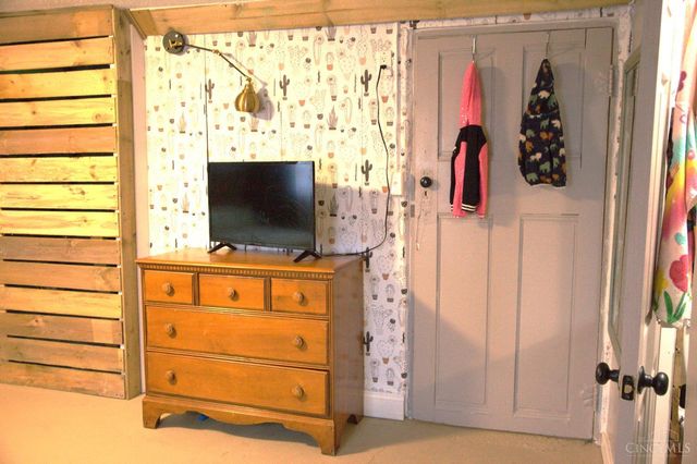 5845 Manchester Road, Franklin Twp, OH 45005