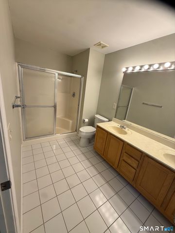 2002 Eaton Court 2002, Danbury, CT 06811