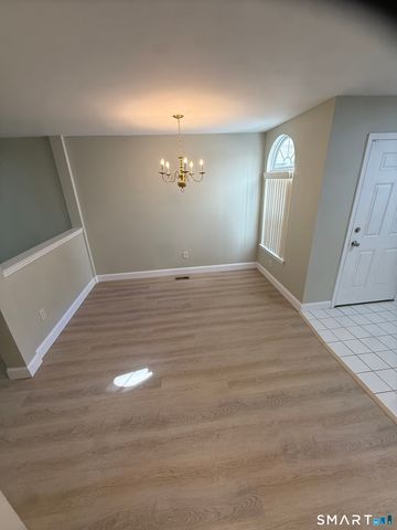 2002 Eaton Court 2002, Danbury, CT 06811