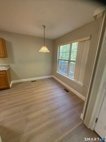 2002 Eaton Court 2002, Danbury, CT 06811