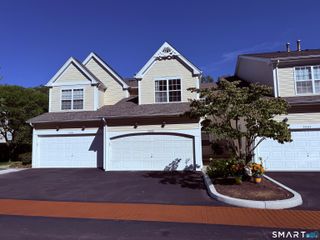 2002 Eaton Court 2002, Danbury, CT 06811