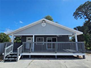 519 1/2 YELVINGTON AVENUE, Clearwater, FL 33756