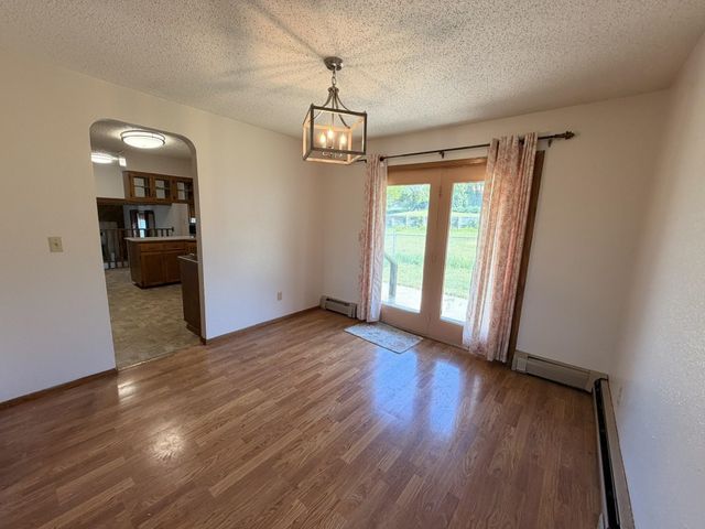 601 13th Ave NE, Minot, ND 58701