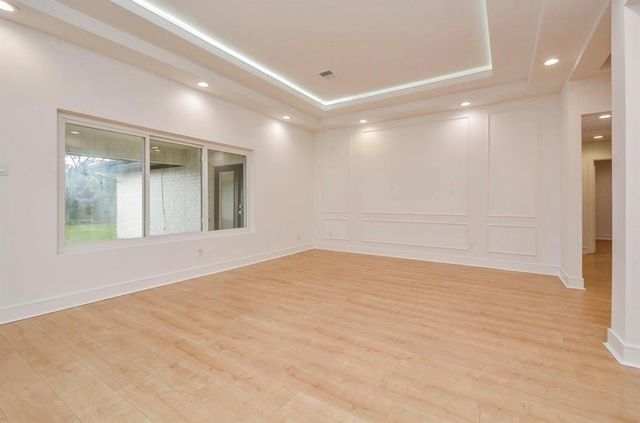 10603 Riverview Drive, Houston, TX 77042