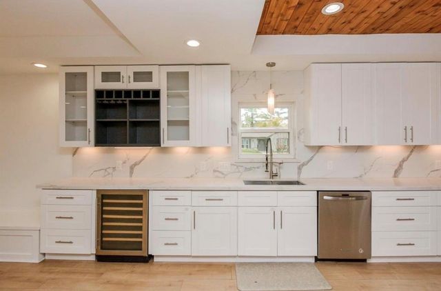 10603 Riverview Drive, Houston, TX 77042