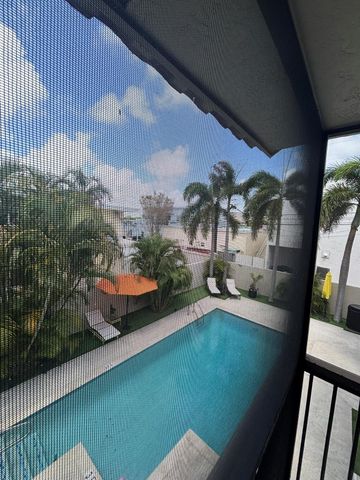 385 SE 17th Avenue 385, Deerfield Beach, FL 33441