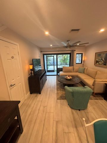 385 SE 17th Avenue 385, Deerfield Beach, FL 33441