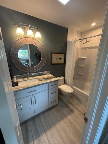 385 SE 17th Avenue 385, Deerfield Beach, FL 33441