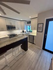 385 SE 17th Avenue 385, Deerfield Beach, FL 33441