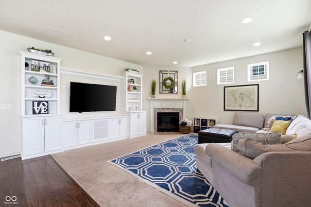 4204 Limbaugh Way, Westfield, IN 46062